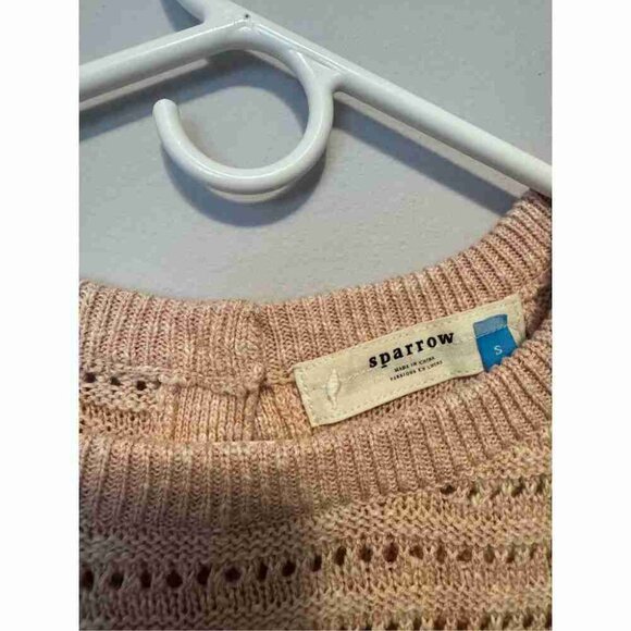 Anthropologie Moth EyeletButton Back Crop Sweater Size Small - Picture 3 of 3